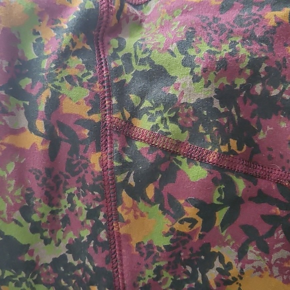 PACT organic cotton blend floral pocket detail leggings - Picture 7 of 7